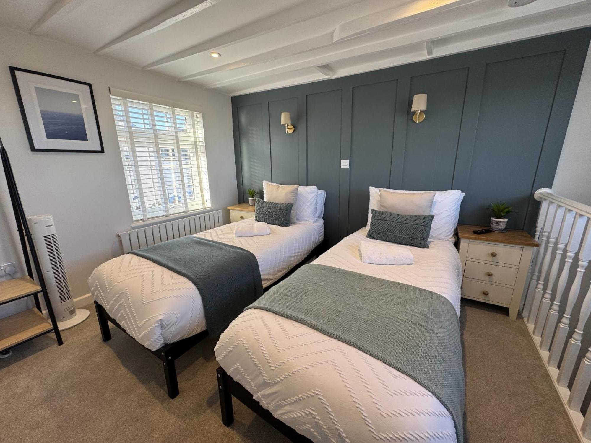 Driftwood House - Luxury Dog-Friendly Townhouse In Cowes, Steps From Marina Villa Eksteriør bilde