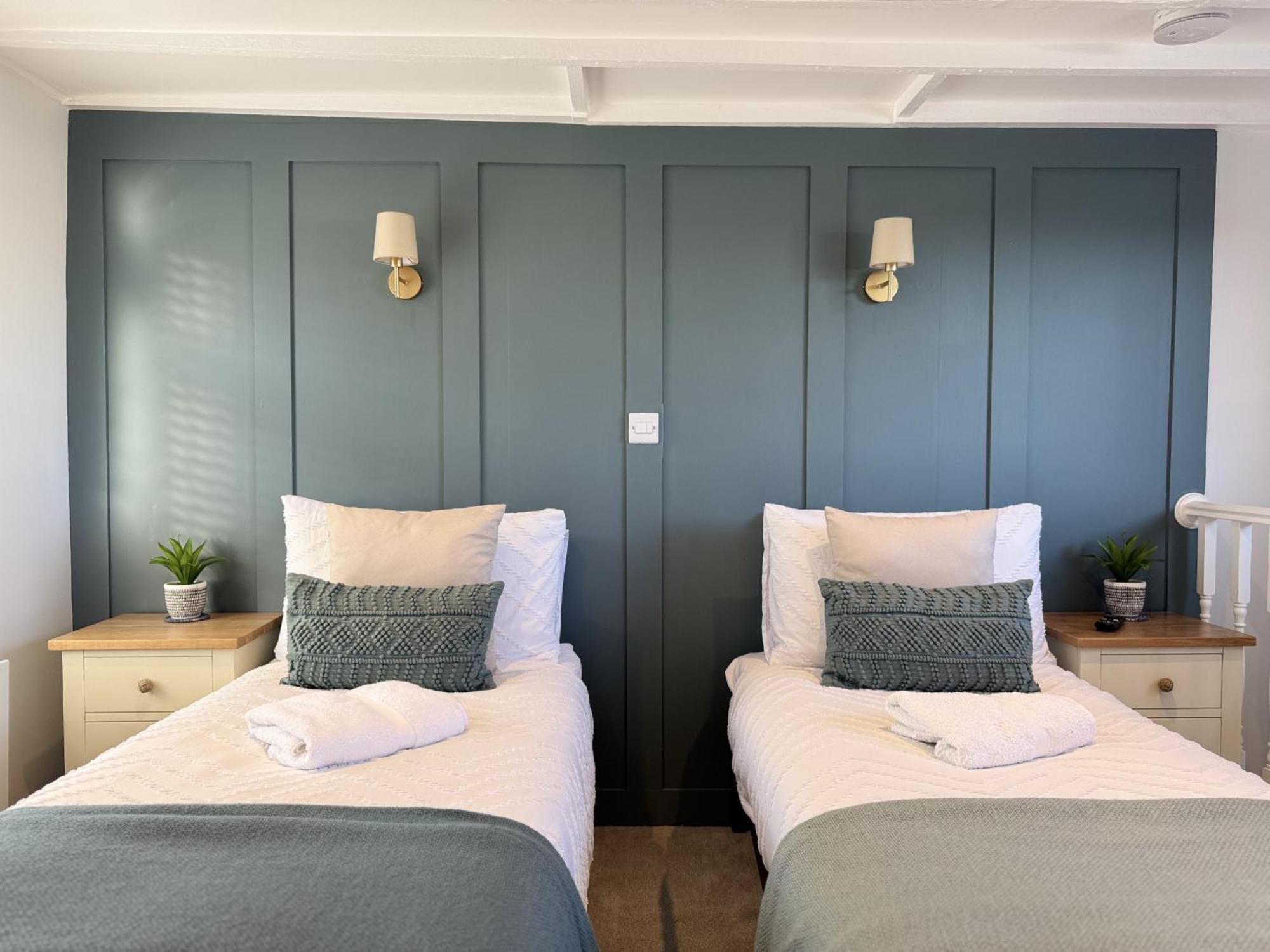 Driftwood House - Luxury Dog-Friendly Townhouse In Cowes, Steps From Marina Villa Eksteriør bilde